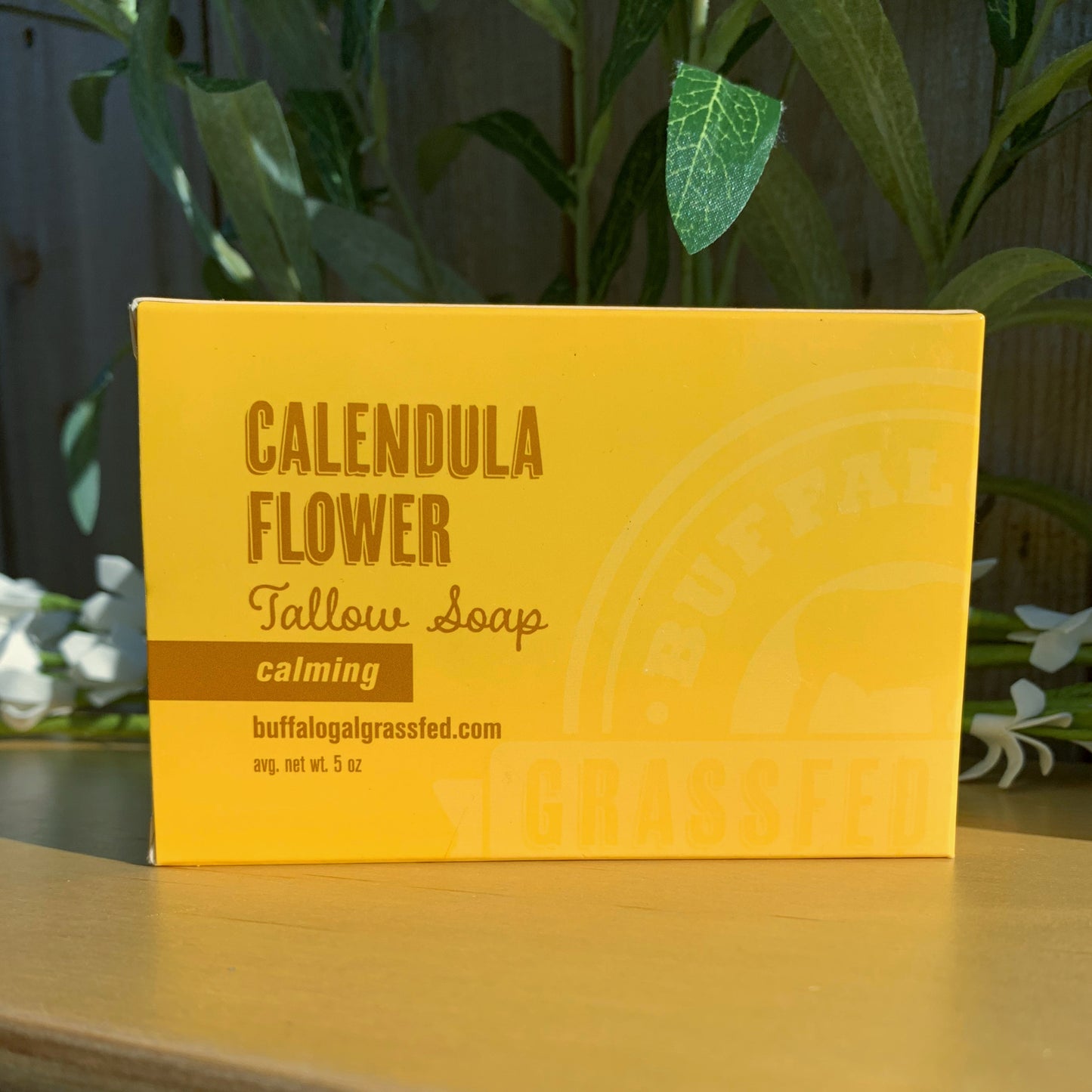 Jabón de sebo con flor de caléndula